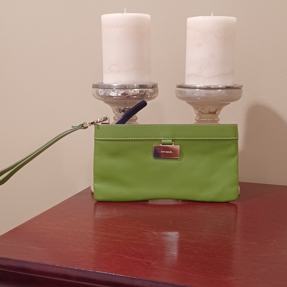 Kate Spade wristlet